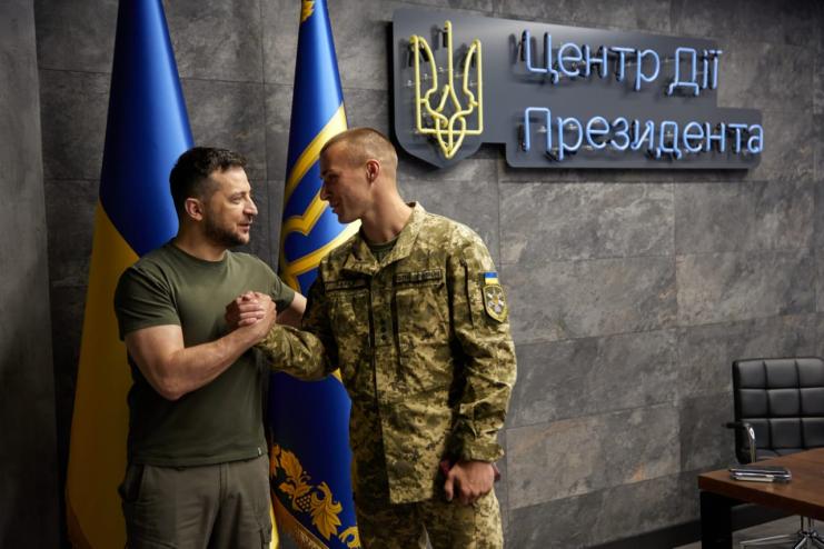 Два ордени «За мужність» за збиті ракети отримав офіцер повітряного командування «Південь»